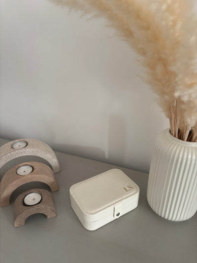 Cream Jewellery Organiser / Travel Case
