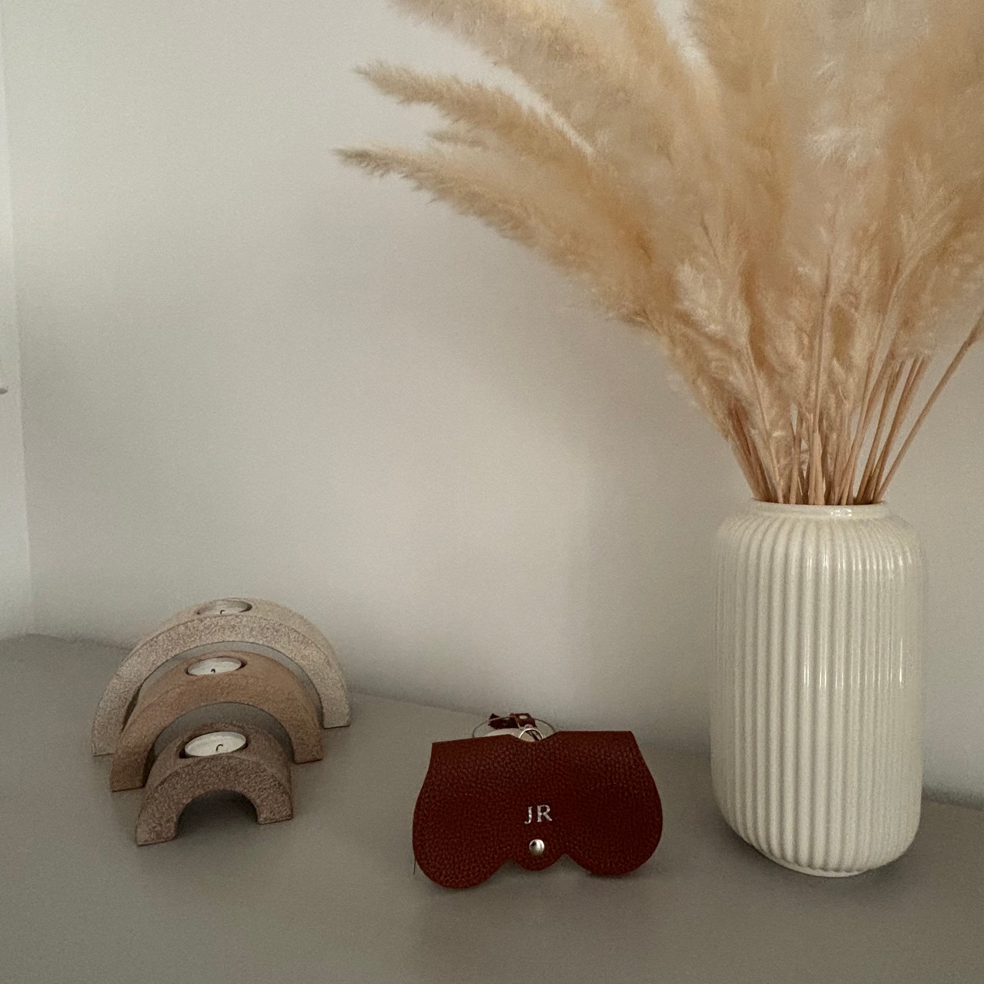 Brown Sunglasses / Glasses Case