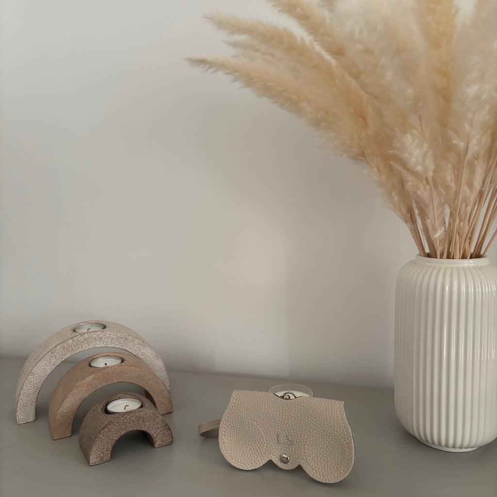 Beige Sunglasses / Glasses Case